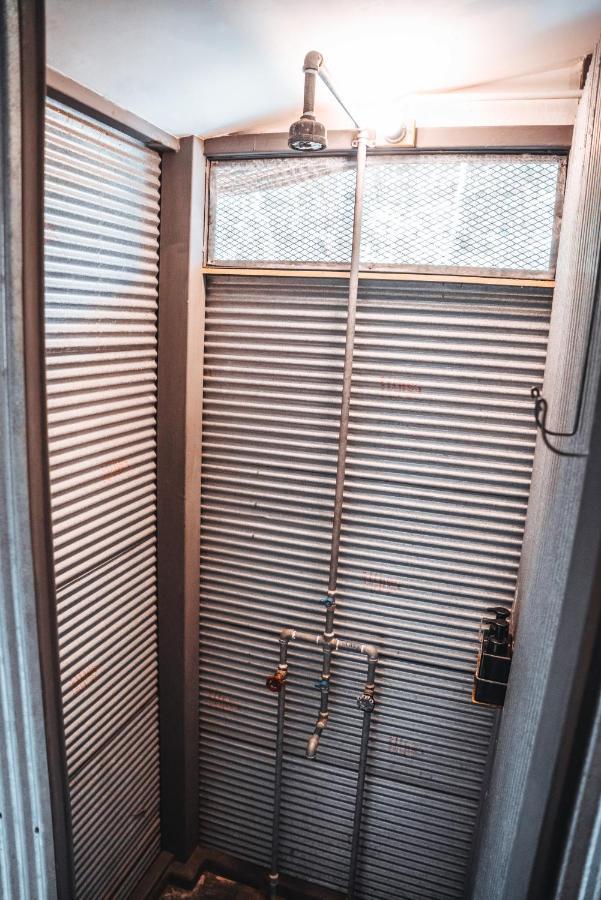 Warehouse Hostel Ко Тао Екстериор снимка